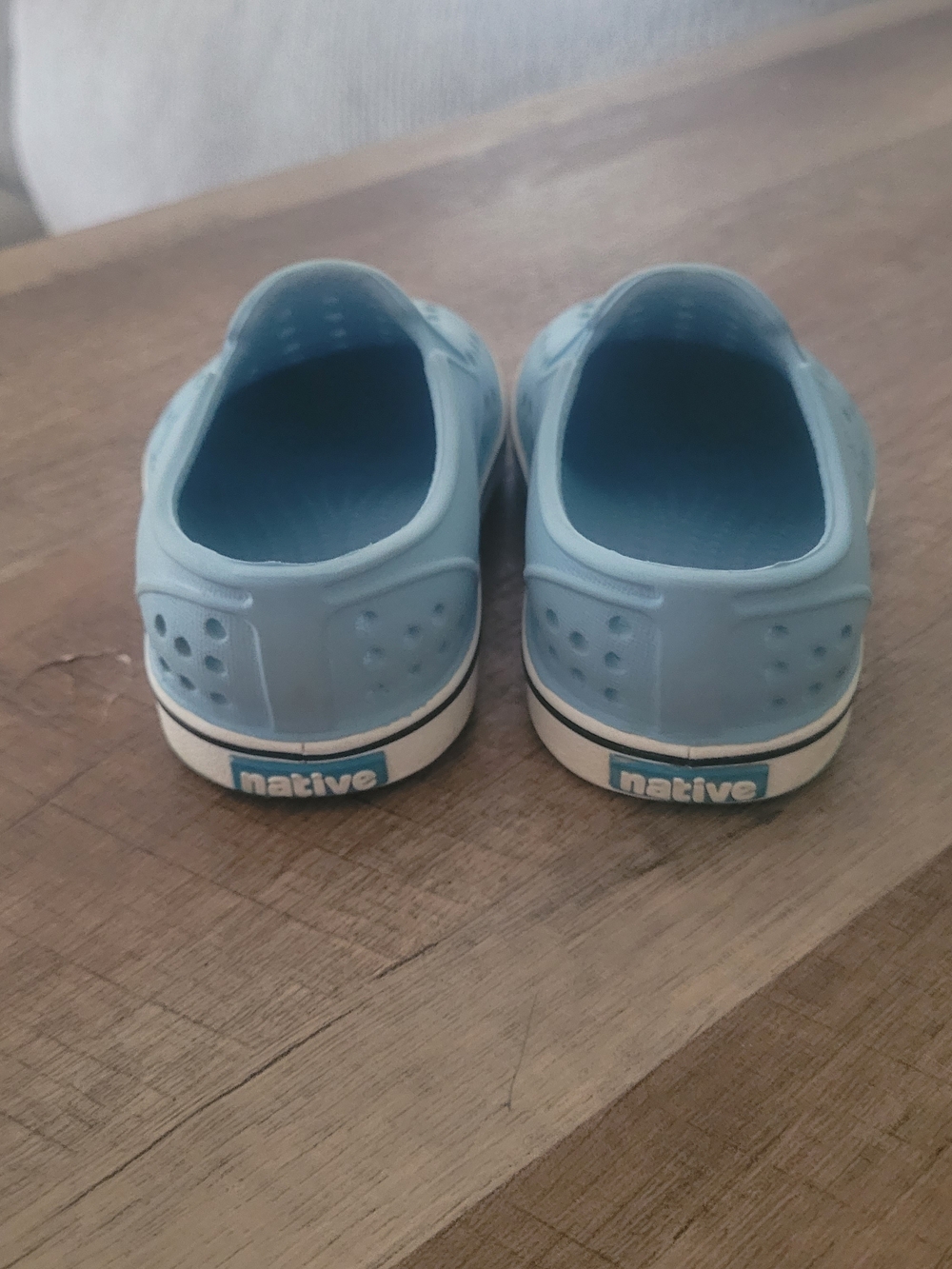 Native Shoes, C5 - Picture 2 of 3